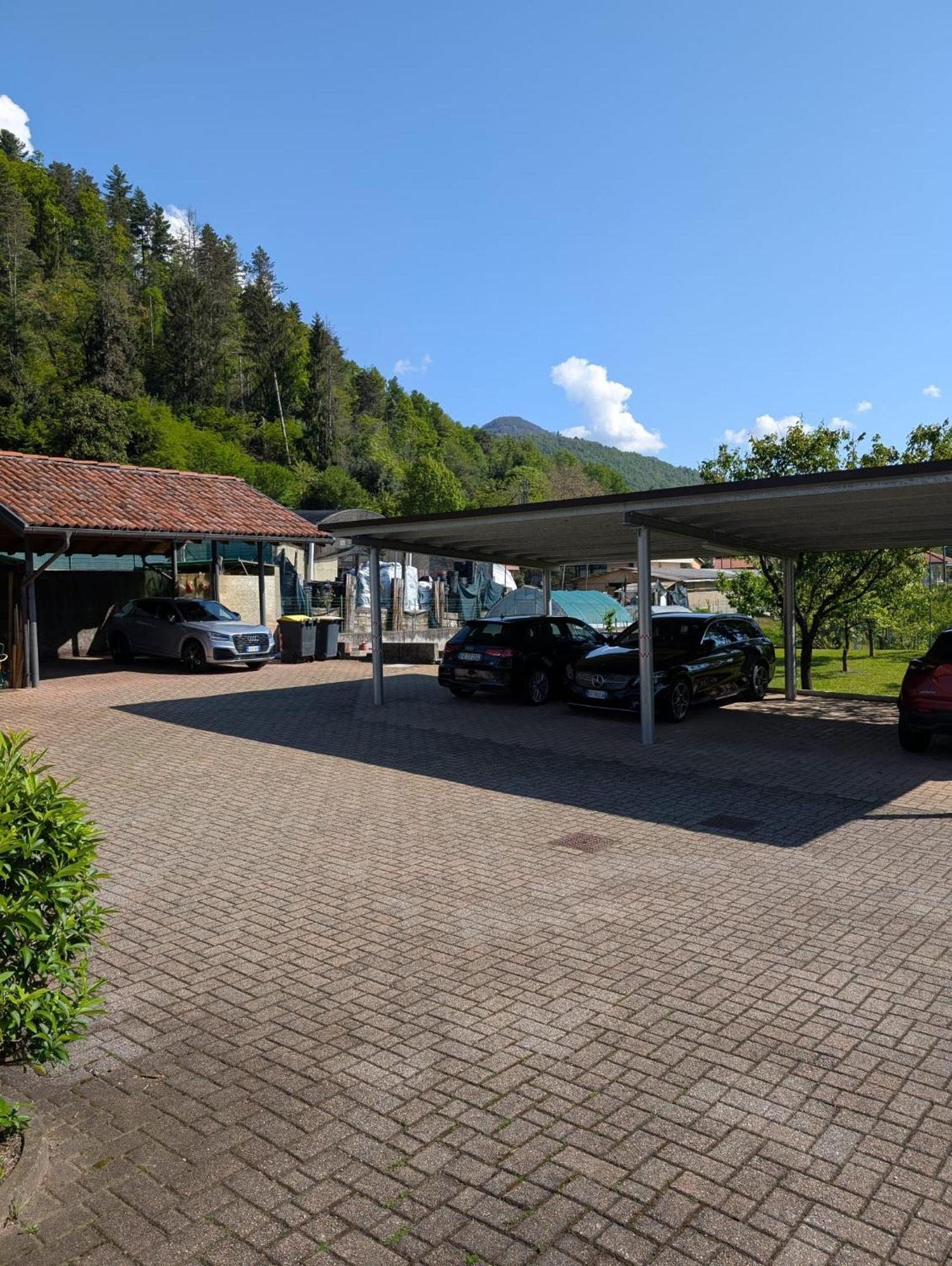 Tra Monti E Lago Verbania Bagian luar foto